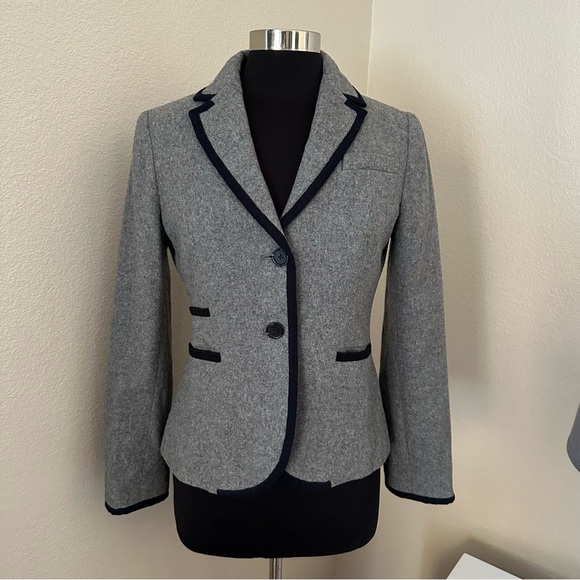 J. Crew Gray and Black Trim Fitted Wool Blend Preppy Professional Blazer Size 6 - Picture 1 of 12